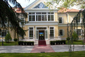 Отель Château Visz  Вис